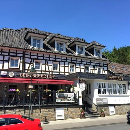 Bergischer Hof Оверат Екстериор снимка
