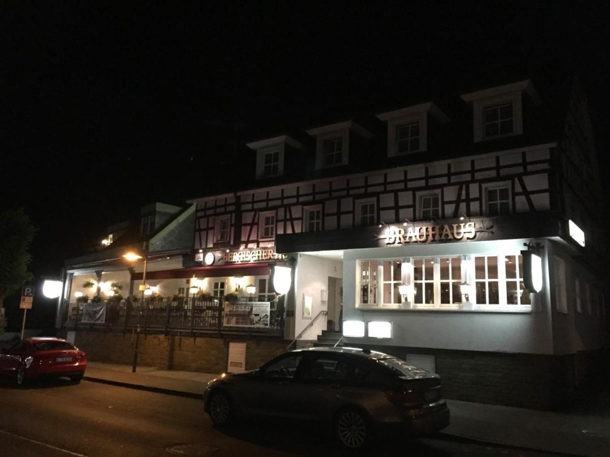 Bergischer Hof Оверат Екстериор снимка