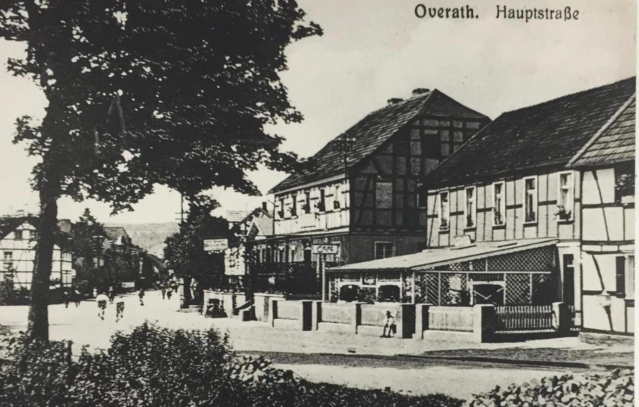 Bergischer Hof Оверат Екстериор снимка